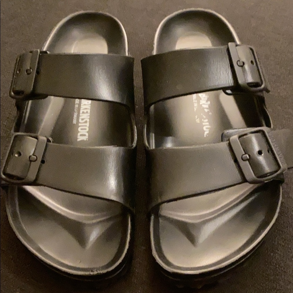 Black Birkenstock’s